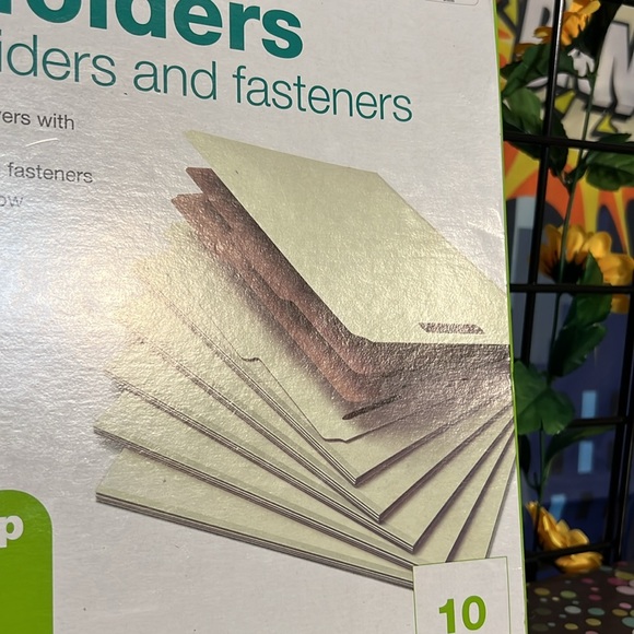 New Up & Up 10 Classification File Folders with Dividers and Fasteners - Green - Picture 4 of 8
